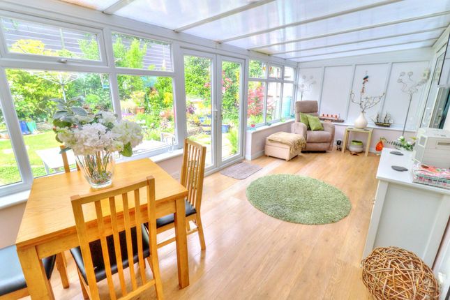 11 Beech Close, High Wycombe photo 4