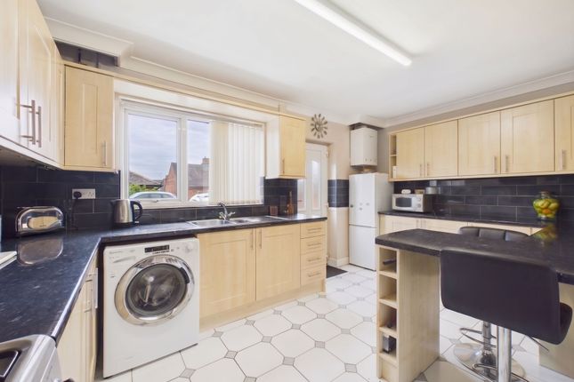 9 Shrewsbury Road, Nottingham photo 3