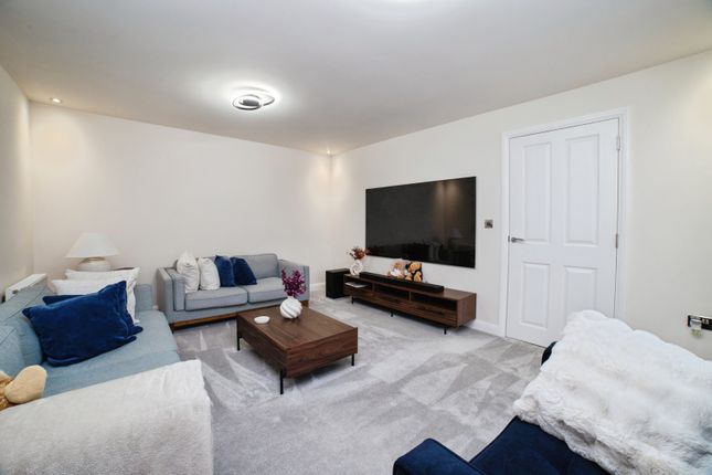26, Grasshopper Green, Nottinghamshire photo 4