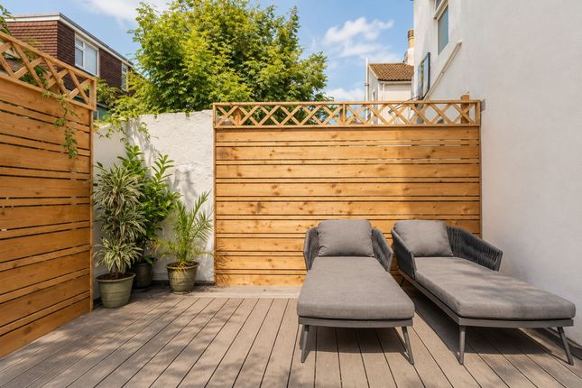 32 Southampton Street, Brighton photo 4