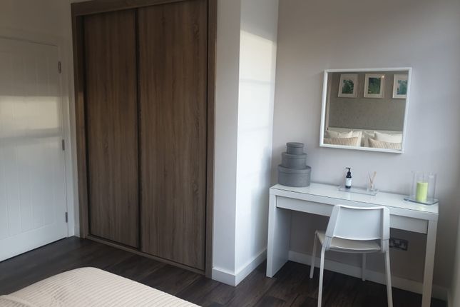 8, St. Malachys Way photo 3