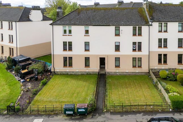 Flat for sale in Moncur Crescent, Dundee
