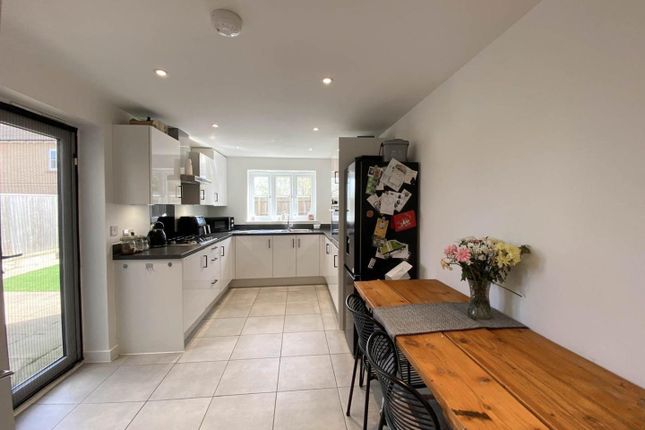14, West Croft, Orwell, Royston photo 3