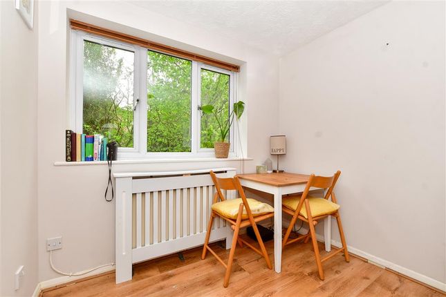 Flat for sale in Chipstead Close, Sutton, Surrey