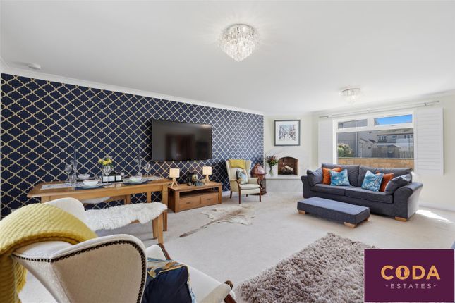 27, Alder Road, Glasgow photo 3