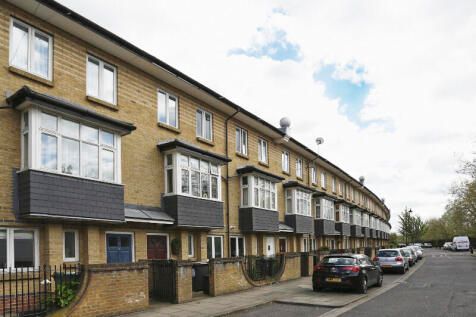 56 Birch Grove, Leytonstorne, London photo 3
