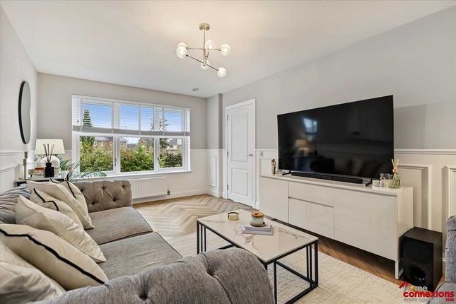 3, Stoker Crescent, Jackton, JACKTON photo 4