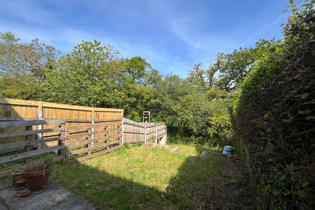 11, Packsaddle Close, Penryn photo 3