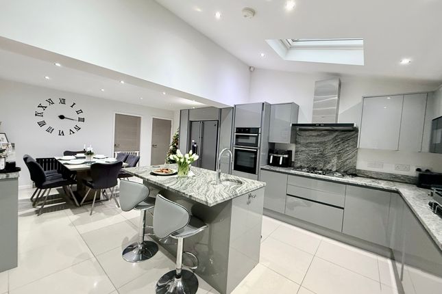 6, Oakdene Court, Alwoodley, Leeds, Oakdene Court, Alwoodley, Leeds, Leeds photo 2