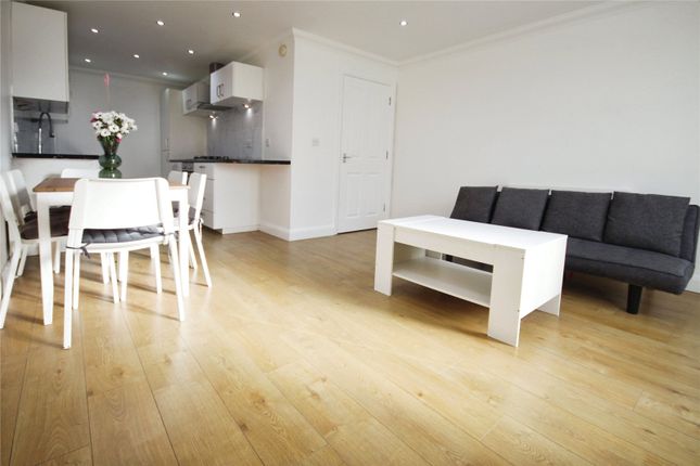 Flat 17 Rivington Court,, St. Mark's Place, Dagenham photo 3