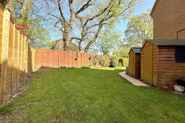 19, Wheatlands, Titchfield Common photo 4