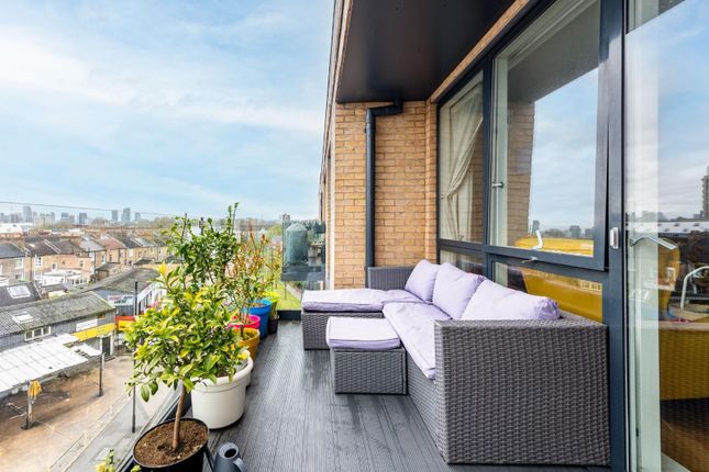 Flat for sale in Essence House, Selsea Place, London