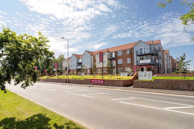 2-bed flat on Plot 4 The Curlews,, Salterton Road, Devon, £316,000
