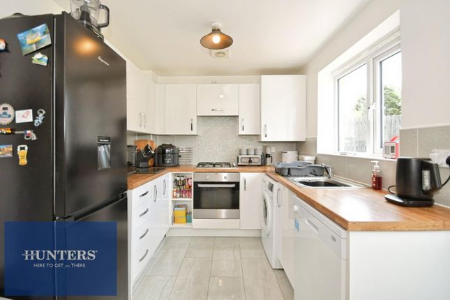 161, Masefield Avenue, Chesterfield photo 4