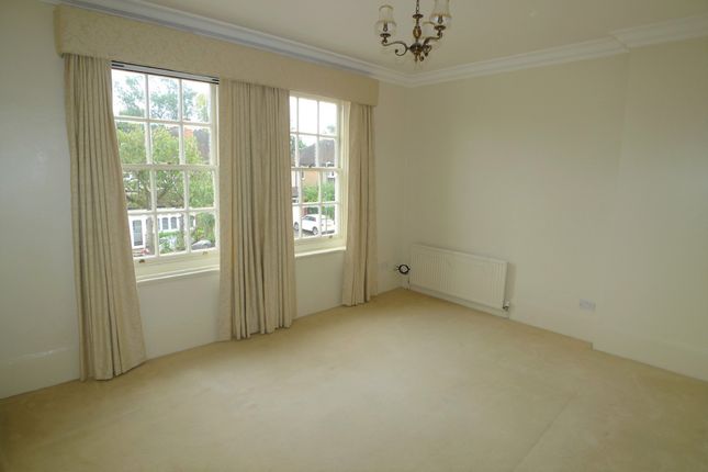 2, Selborne Court, Sidcup photo 2