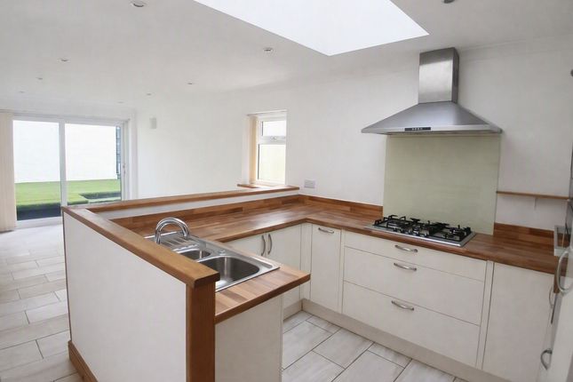 6, High Street, Senghenydd photo 4