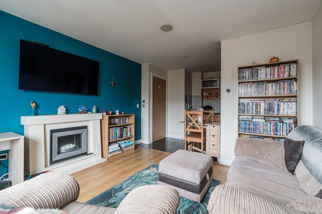 35/1, Waterfront Avenue, Edinburgh photo 3