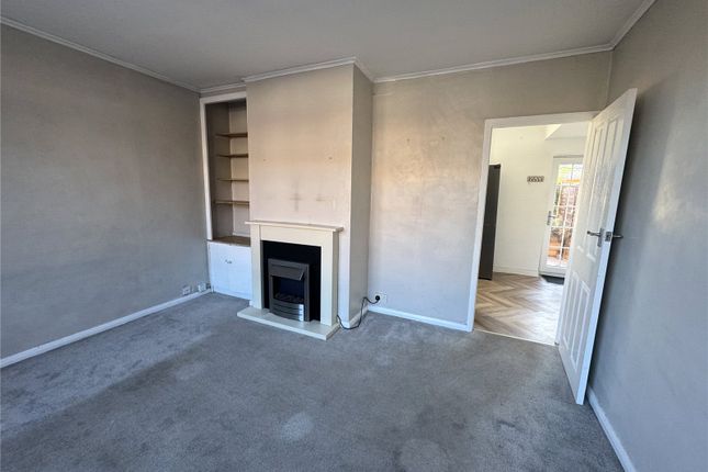 19, Bateson Way, Surrey photo 4