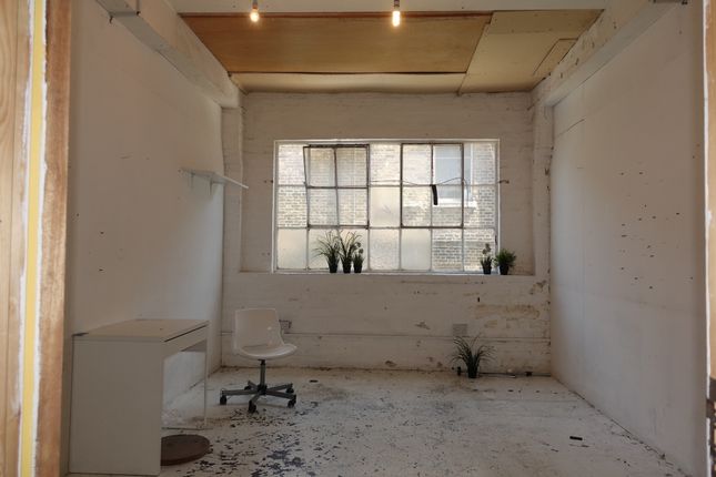 Office to let in Dalston Lane, Hackney