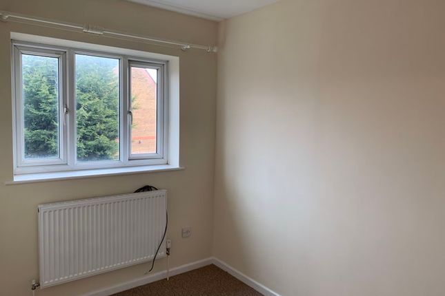 23, Perrys Lea, Bristol photo 3