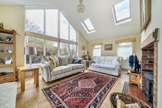 22, Stileman Way, Bedford photo 2
