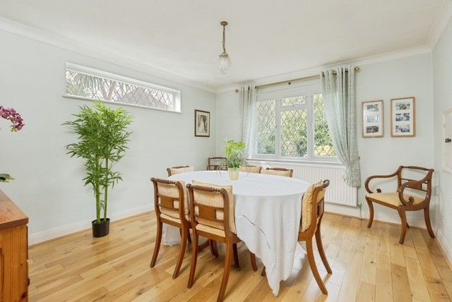 Ash Road, Longfield photo 4