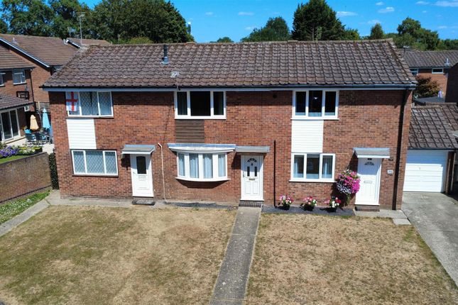 21, Albury Gardens, Calcot photo 2