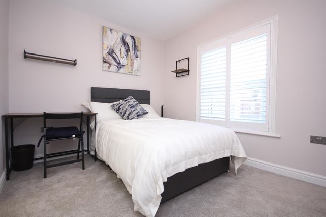 Bedroom 5.Jpg