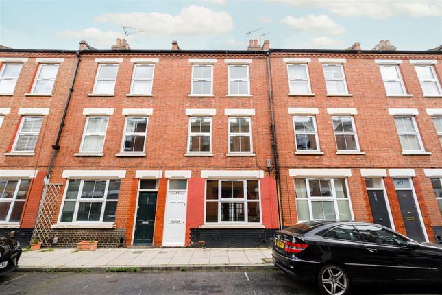 Thumbnail Property for sale in Canrobert Street, Bethnal Green