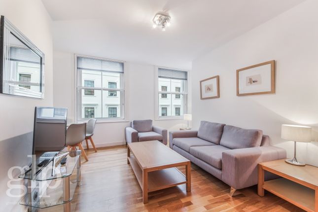 Flat to rent in Chandos Place, London