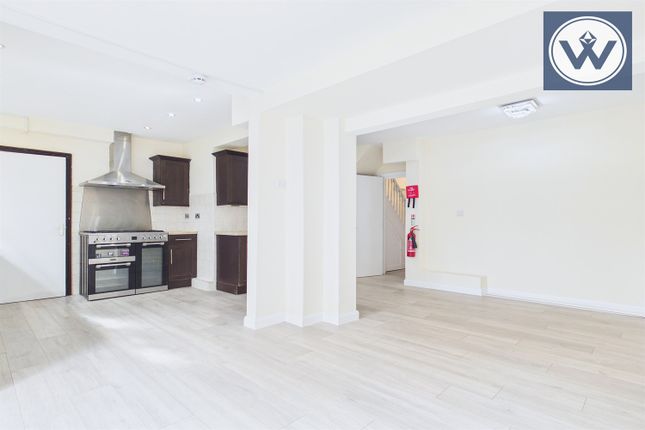 181, Bourne Avenue, Hayes photo 4