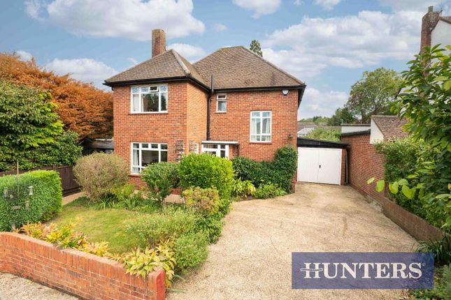 Thumbnail Detached house for sale in Grafton Road, Worcester Park