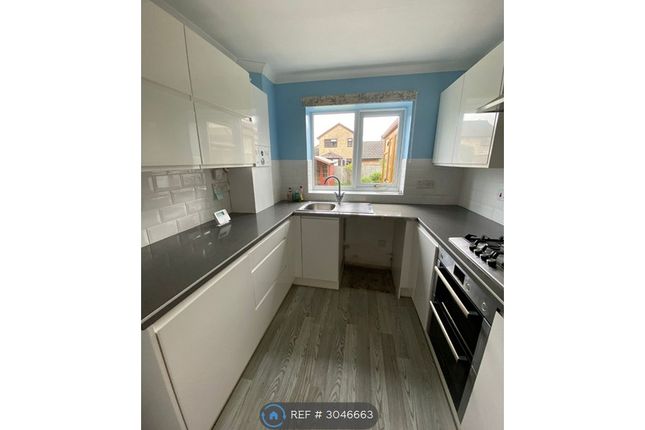 Parkstone, Bradley, Huddersfield photo 5