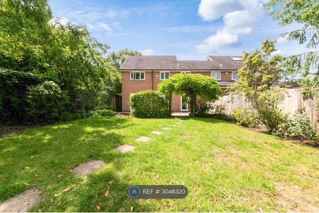 Bluegates, Epsom, Ewell, Epsom photo 3