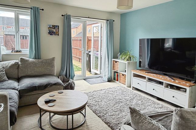 4, Newmarket Avenue, Bourne photo 3
