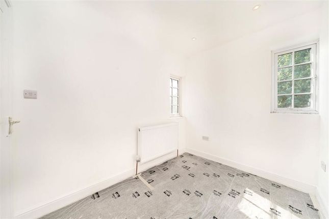 274, Well Hall Road, London photo 4