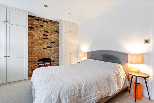 Terraced house to rent in Noyna Road, London