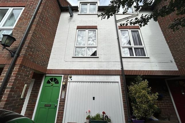 5, Temple Mews, Canterbury photo 5