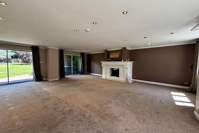 70, Hinckley Road, Nuneaton photo 2