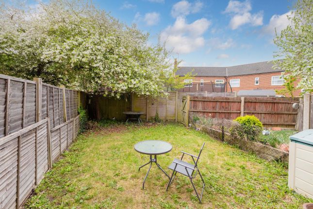 23, Olivia Drive, Langley photo 2