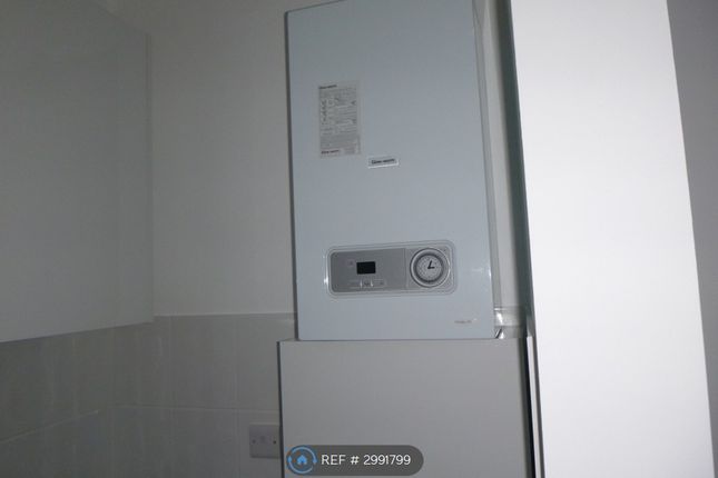 Flat, Kinson Road, Bournemouth photo 4