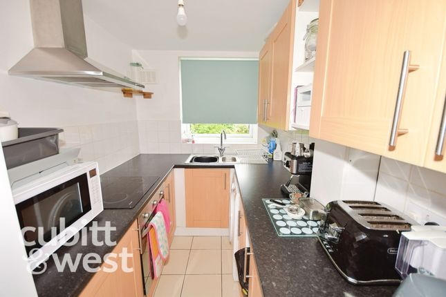 Wendover Road, Havant photo 2