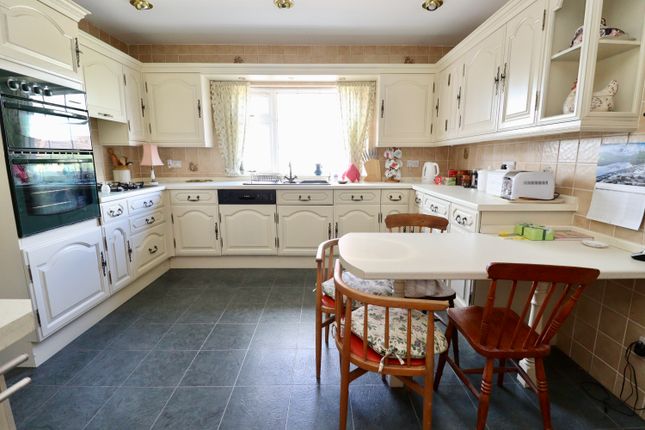 4, Knapton Court, Market Rasen photo 4