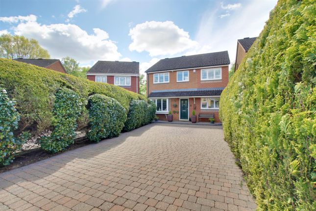 Detached house for sale in Benedictine Gate, Cheshunt, Waltham Cross