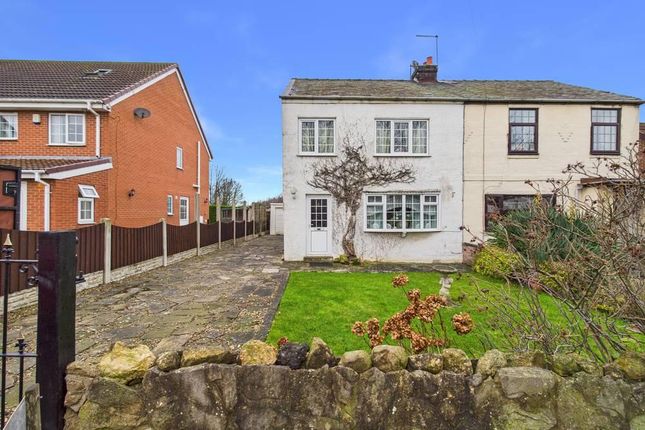 3-bed house on 1, West Park Drive, Darrington, £220,000
