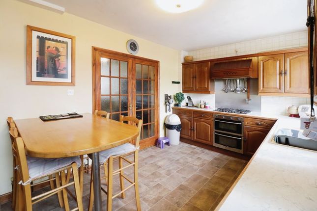 Terraced house for sale in Parlaunt Road, Langley, Slough