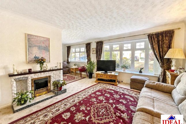 3, Waltham Drive, Skellow, Doncaster photo 3