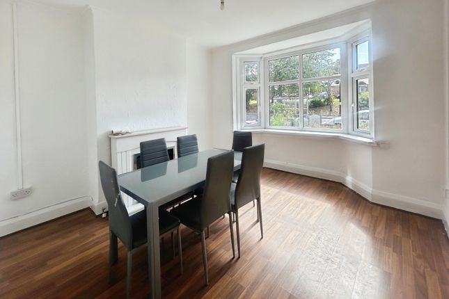 549, Cannock Road, West Midlands photo 3