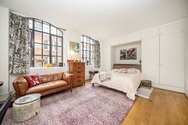 Flat 11, 9, Kean Street, London photo 2