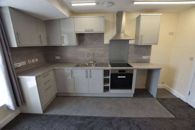 Flat to rent in Belmont Road, Bolton